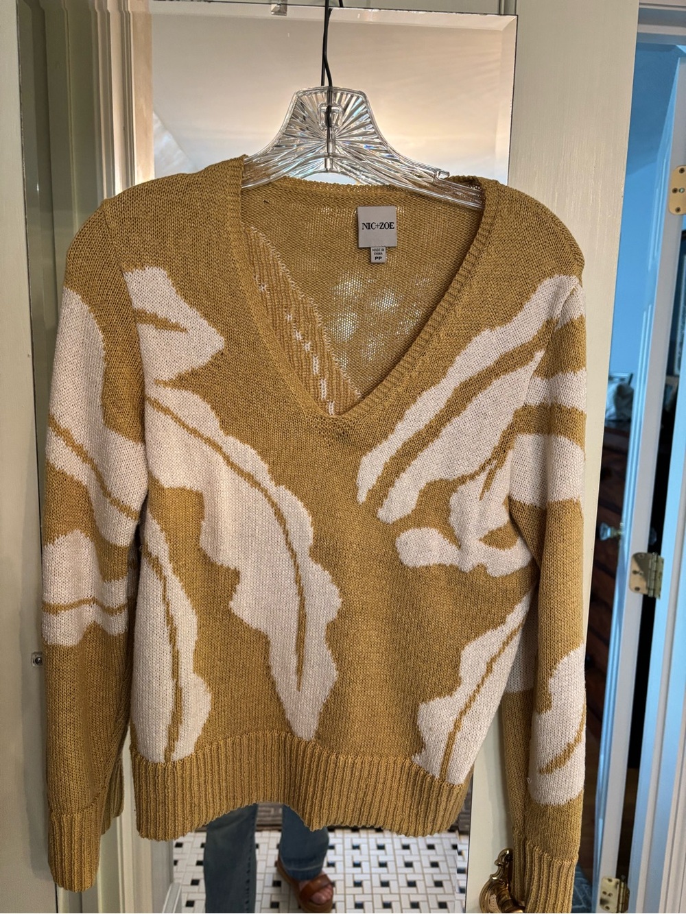 NIC+ZOE Two-Tone Mustard & Cream V-Neck Sweater